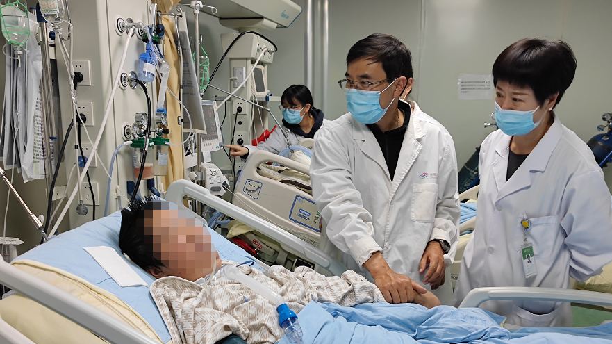 钱传云教授受聘担任我院重症首席专家！