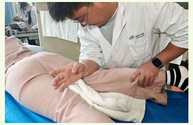 中医疼痛科【晚间门诊】4月8日正式上线！_04.jpg