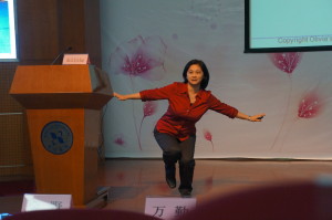 Anna Tan Pascual, Lead Occupational Therapist, provides a demonstration for participants.